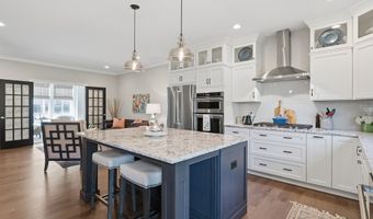 39 Brentwood Cir 39, Danbury, CT 06810