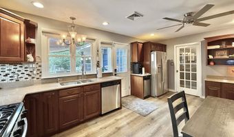 511 Delaware Ave, Absecon, NJ 08201