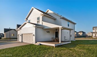 2411 SW 23rd St, Ankeny, IA 50023