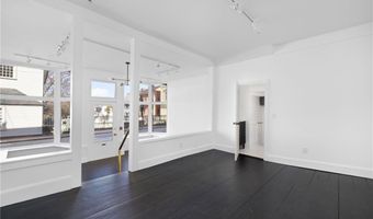 138 Spring St 1, Newport, RI 02840