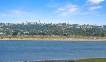 3991 Crown Point Dr P13, San Diego, CA 92109