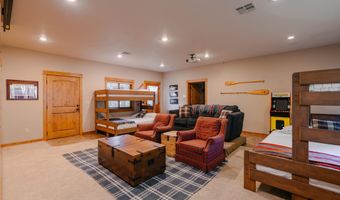 550 Crowson Rd, Ashland, OR 97520
