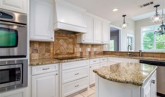 15 VAN MOL Rd, Alexandria, LA 71302