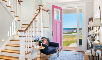 1048 Ocean Rd, Narragansett, RI 02882