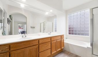 1425 Knoll Park Gln, Escondido, CA 92029