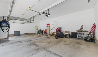 2820 Ashwood Dr, Alliance, OH 44601