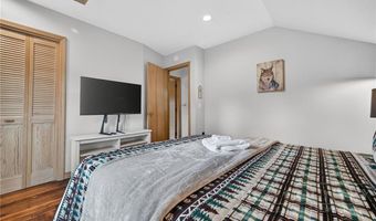 243 Ironwood Dr, Banner Elk, NC 28604