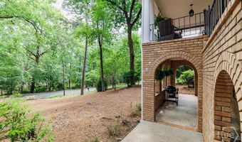 530 Westview Dr, Athens, GA 30606