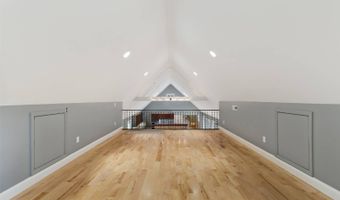 1040 Rustic Hills Dr, Ashland City, TN 37015