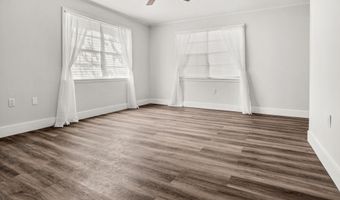 729 Canterbury Dr, Biloxi, MS 39532