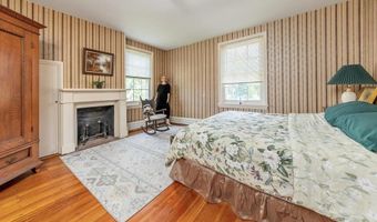 26 N GREENWICH St, Alloway, NJ 08001
