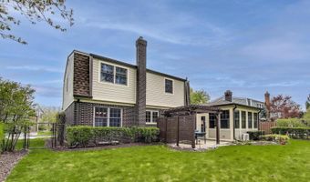 1608 N Douglas Ave, Arlington Heights, IL 60004