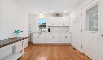 127 Howland Ave Rear, Jamestown, RI 02835