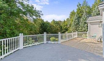 146 Parkwood Dr, Augusta, ME 04330