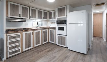 1010 GEARY St 21, Albany, OR 97322