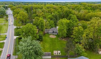 107 Hilltop Dr, Amherst, OH 44001