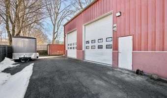 44 Grassy Plain St, Bethel, CT 06801