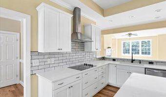 330 Lighthorse Cir, Aberdeen, NC 28315