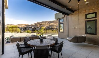 10843 White Clay Dr, Las Vegas, NV 89135