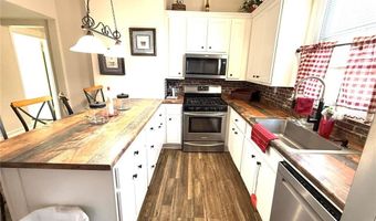 316 N College St, Arcadia, MO 63621