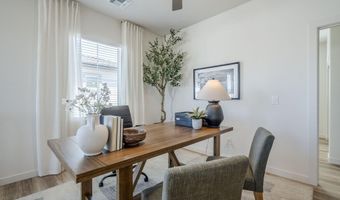 630 W LAREDO St, Chandler, AZ 85225