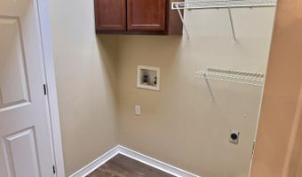 8018 Exchange St B, Gautier, MS 39553