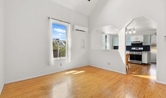 517 Coal Ave SE, Albuquerque, NM 87102