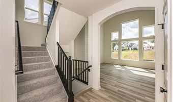 6730 Snowy Owl Ln, Affton, MO 63123