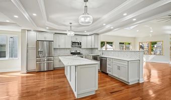 36 STRATFORD Ave, Aldan, PA 19018