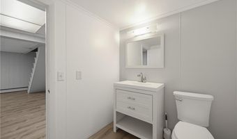 34 Foxhill Ave, Bristol, RI 02809