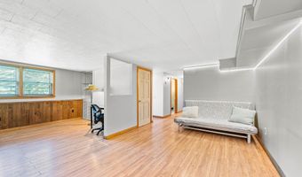 164 E Hill Rd, Brookfield, VT 05036