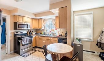 136 Collins St, Attleboro, MA 02703