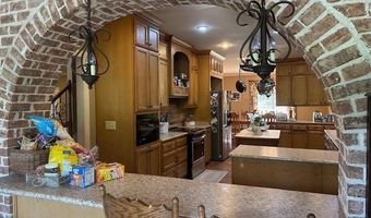 103 Redbud Dr, Batesville, MS 38606