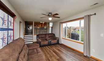 3013 SW Townpark Dr, Ankeny, IA 50023