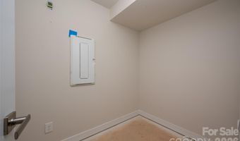 2025 Birchside Dr, Charlotte, NC 28205