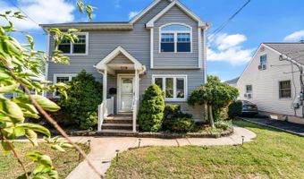3 N Smith St N, Avenel, NJ 07001