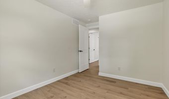2208 Pine Knoll Ave, Columbus, OH 43229