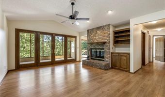9 Boyce Ln, Bella Vista, AR 72715