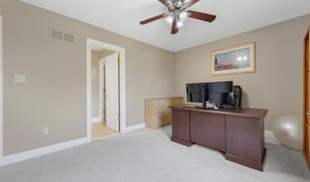 238 Pointe Lucerne Ct, Ballwin, MO 63011