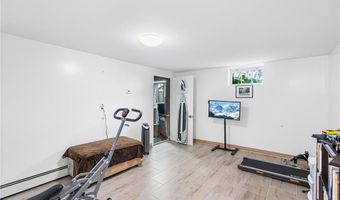 76 Baird Ave, North Providence, RI 02904