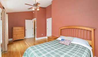 149 Pheasant Run Dr, Chester, NH 03036
