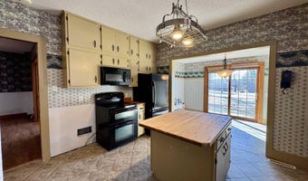 911 Pine St, Atlantic, IA 50022