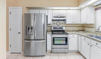 102 WATERVIEW Cir, Auburndale, FL 33823