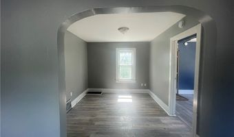 1365 East Ave, Akron, OH 44307