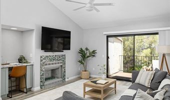 7319 Calle De Fuentes, Carlsbad, CA 92009