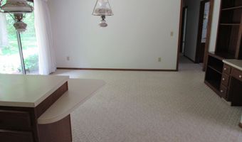 1350 E US HWY 20 Hwy, Angola, IN 46703