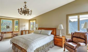 127 Harrison Ave 10, Newport, RI 02840