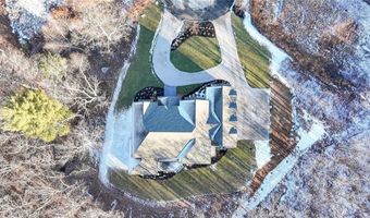 7 Dennell Dr, Lincoln, RI 02865