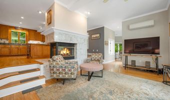 32 Merrill Rd, Campton, NH 03223