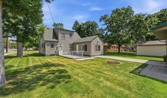 1002 Cedar St, Alexandria, MN 56308